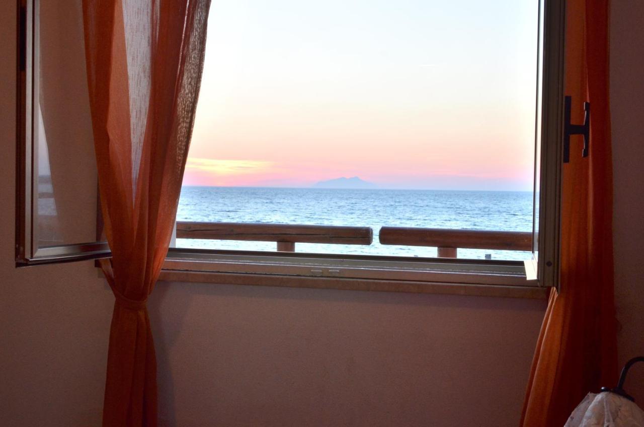 페트로지노 Casa Al Mare Con Splendida Vista Sul Mare 빌라 외부 사진